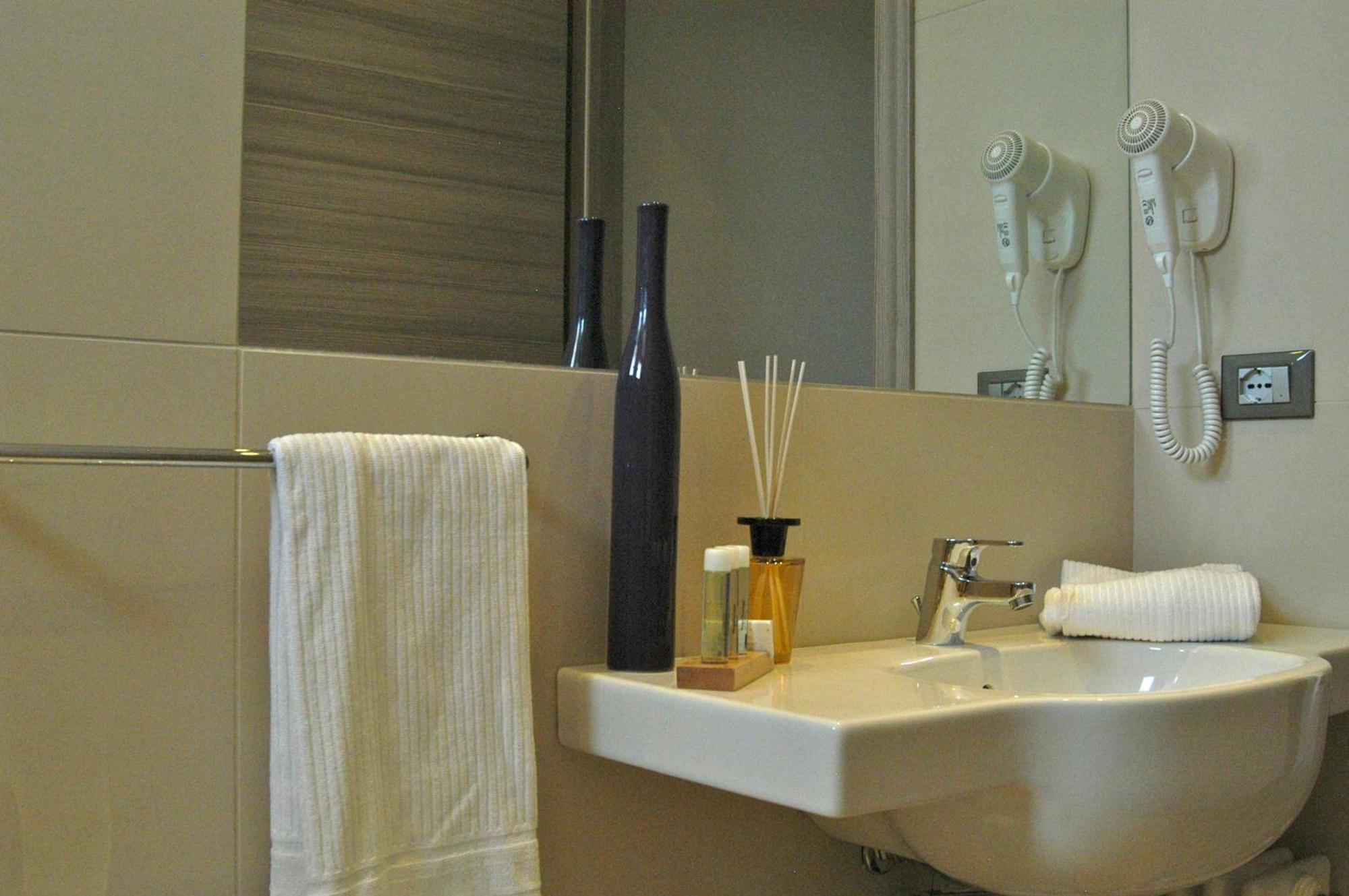 Prada' Home Eco Suites Bardolino Esterno foto